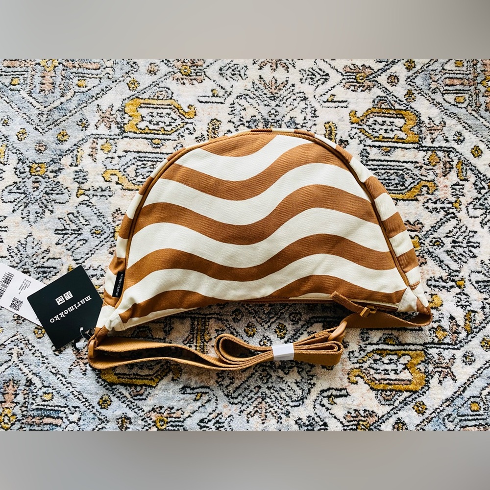 Marimekko x Uniqlo Shoulder Bag - Picture 2 of 12